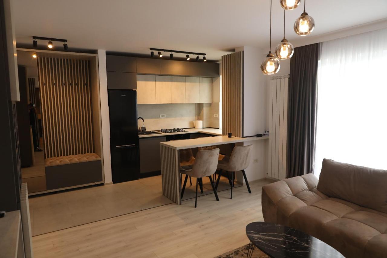 Top Studio Braşov Buitenkant foto